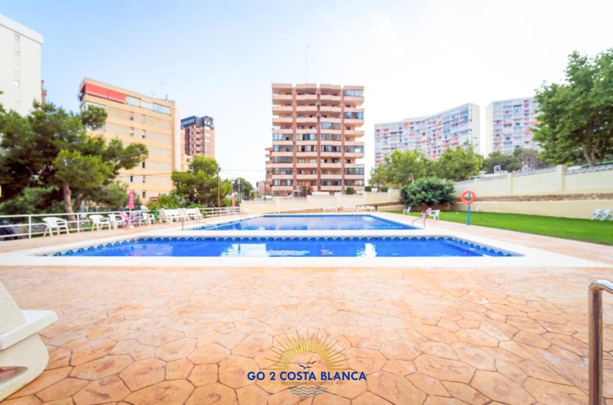 Manhattan View With Pool بينايدورم المظهر الخارجي الصورة